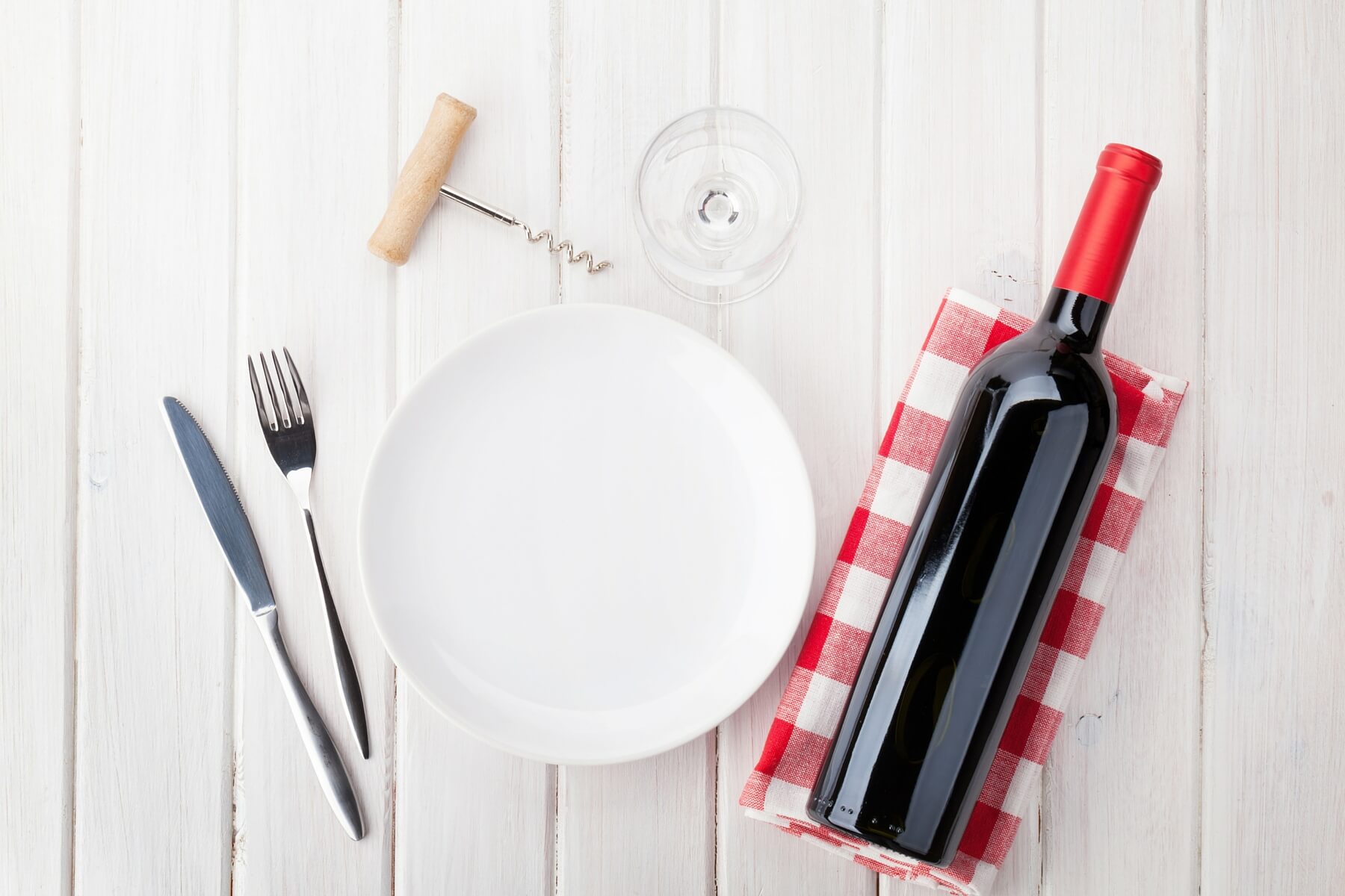 5 Things Nobody Tells You About Ordering Wine in a Restaurant