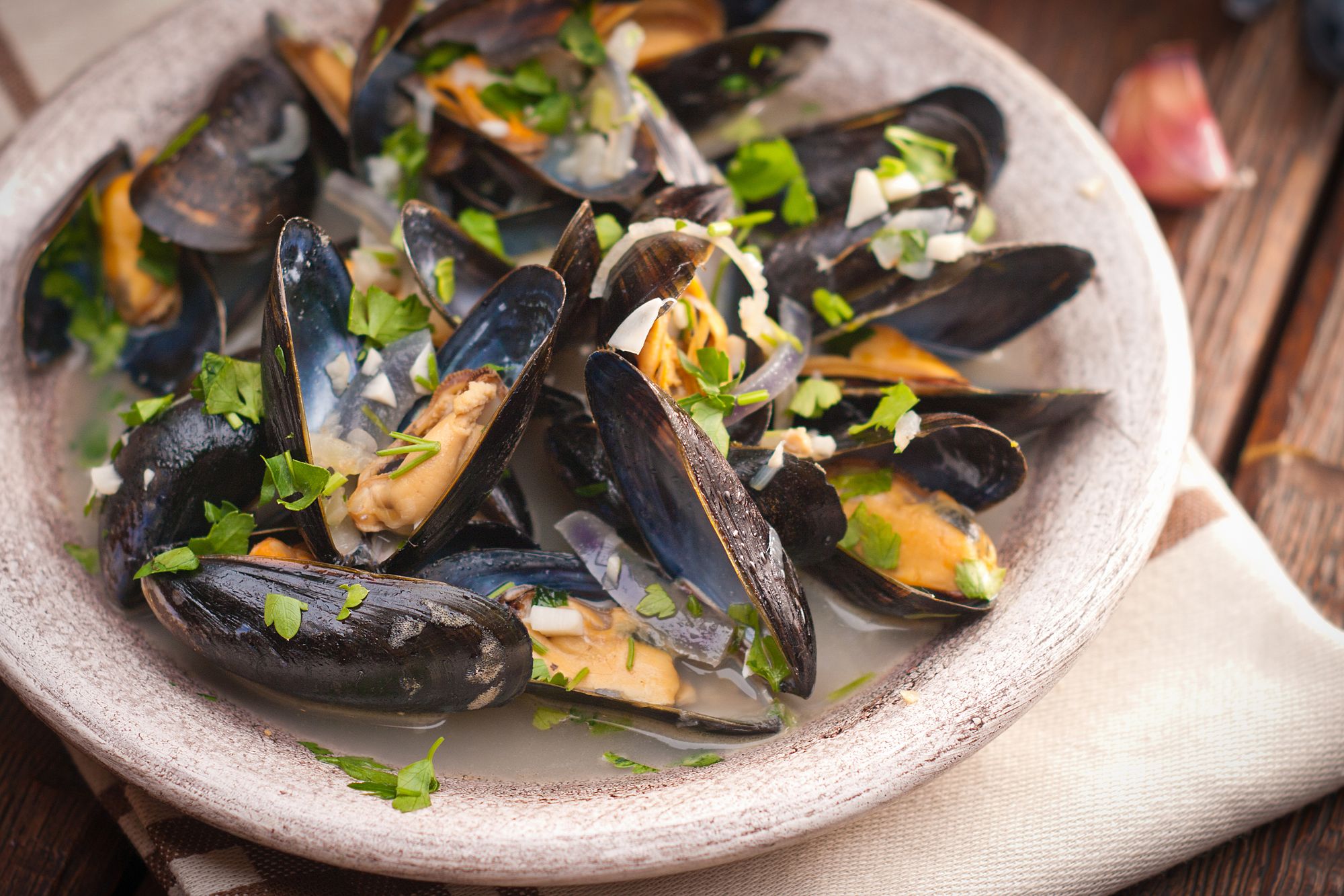 Roasted Mussels in Garlic Butter