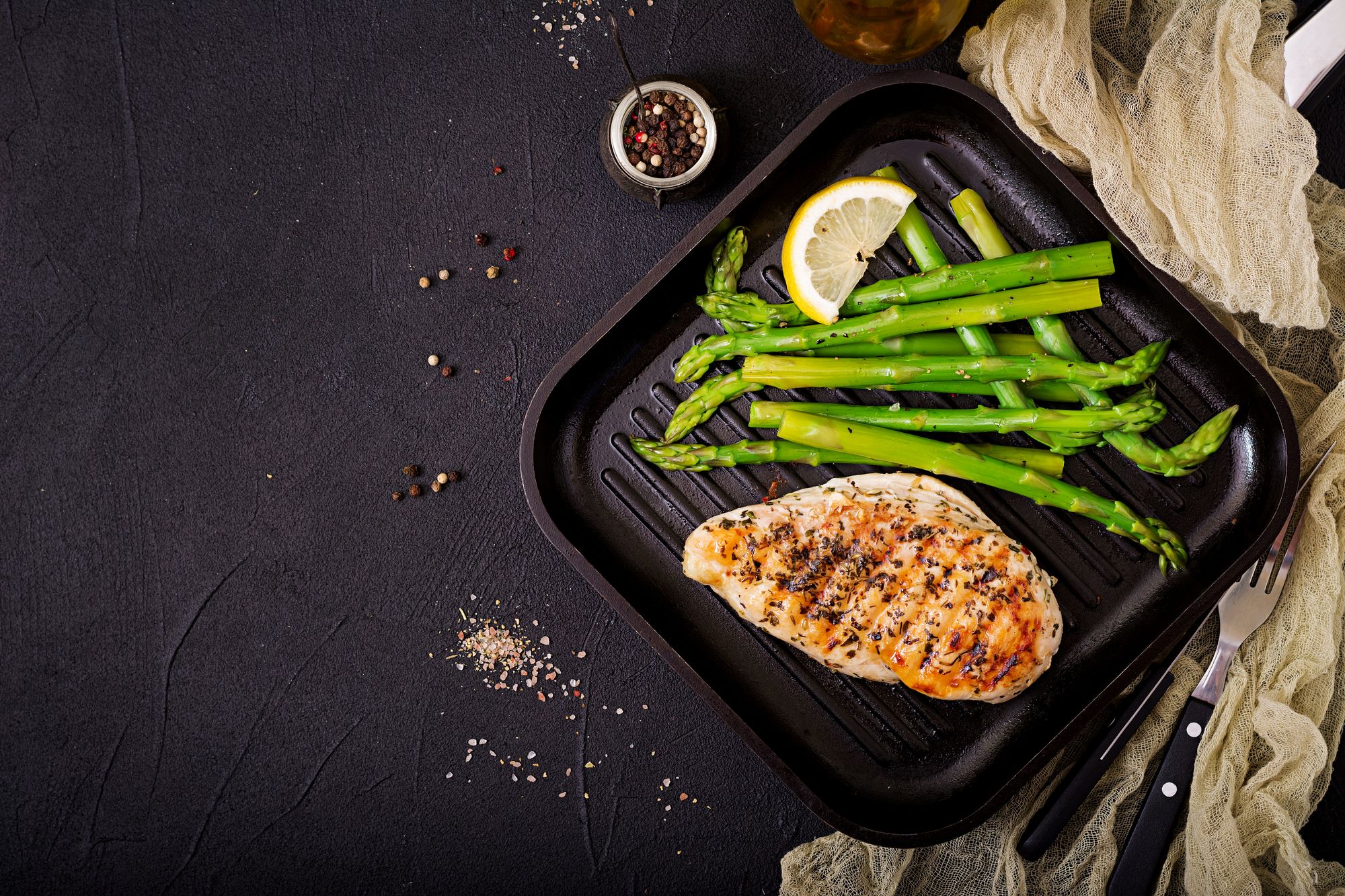 Rosemary Chicken Thighs with Asparagus