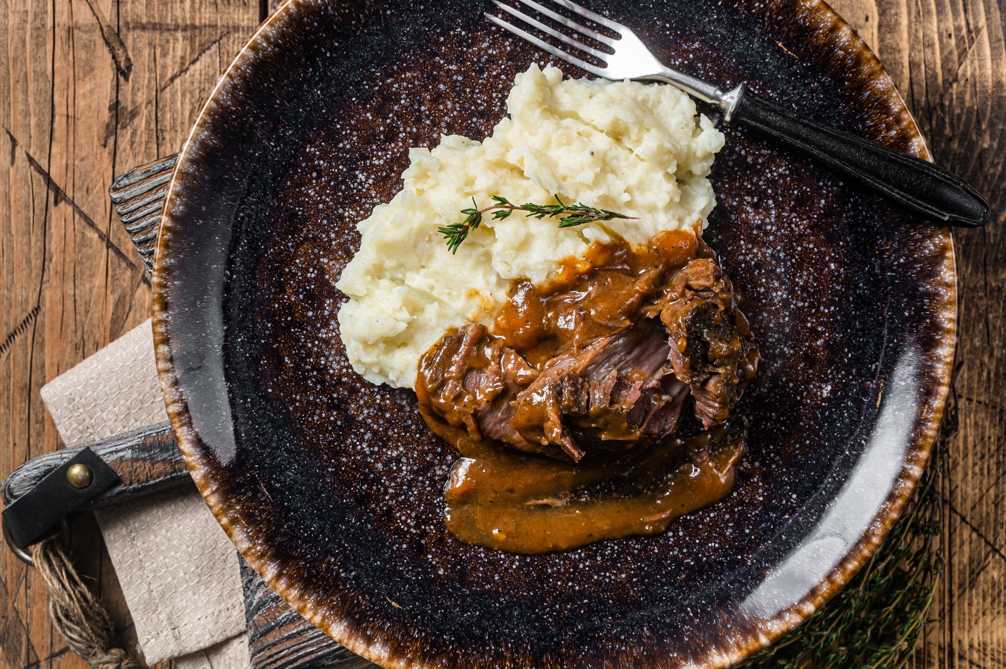 Venison Shanks with Juniper and Berries