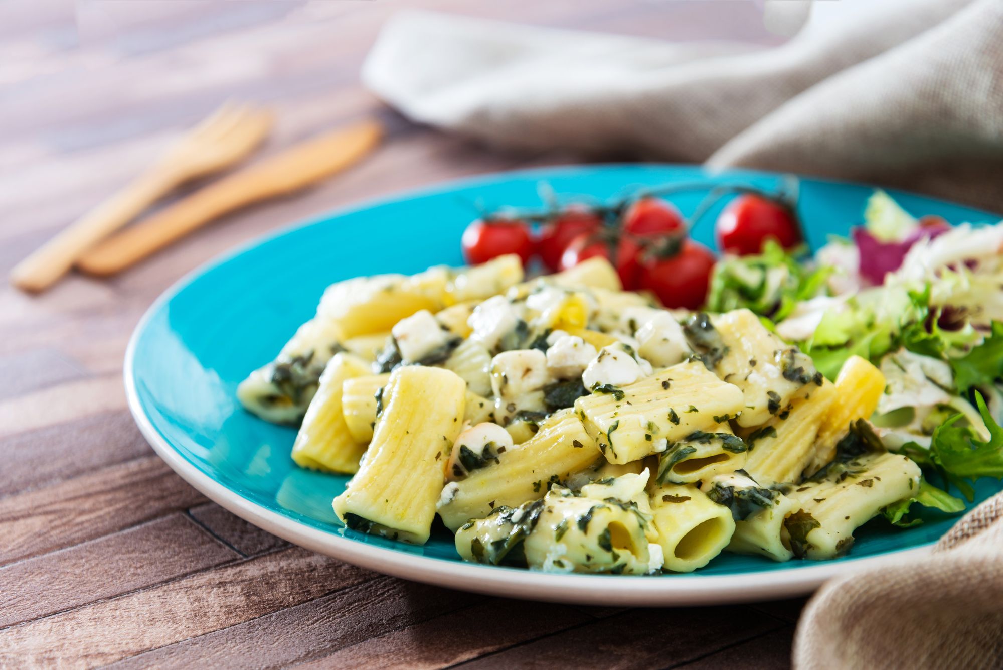 Spinach and Goat’s Cheese Pasta Salad