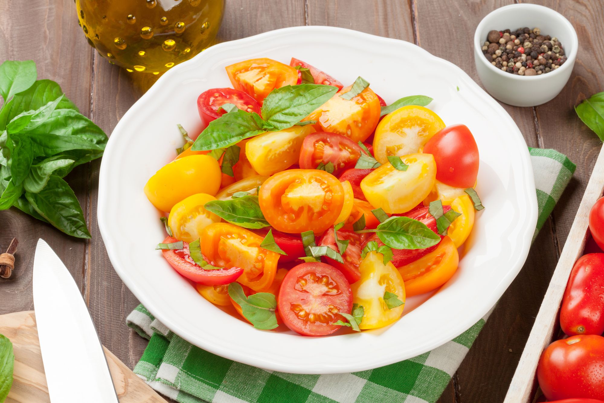 Seasoned Tomato and Basil Salad