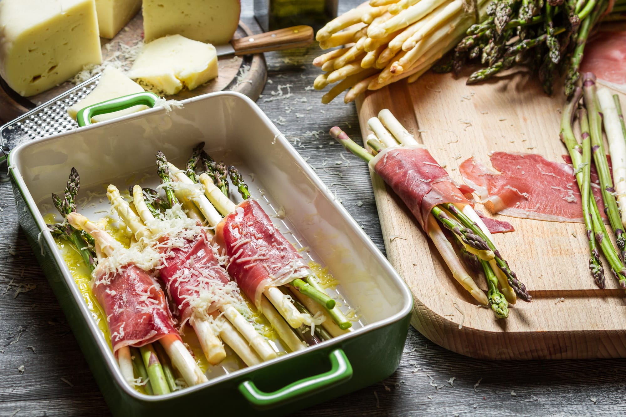 Asparagus Parcels with Ham and Mozzarella