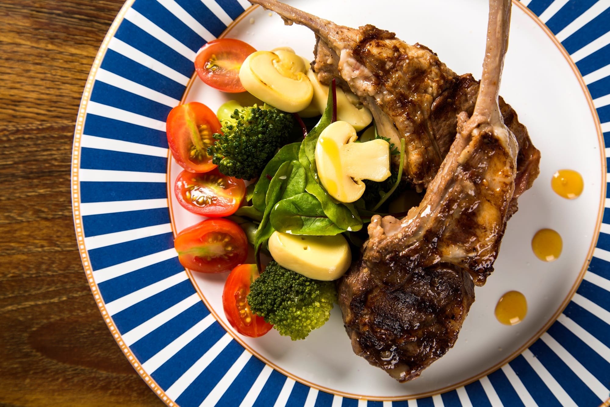 Lamb Cutlets with Pistachio Dressing