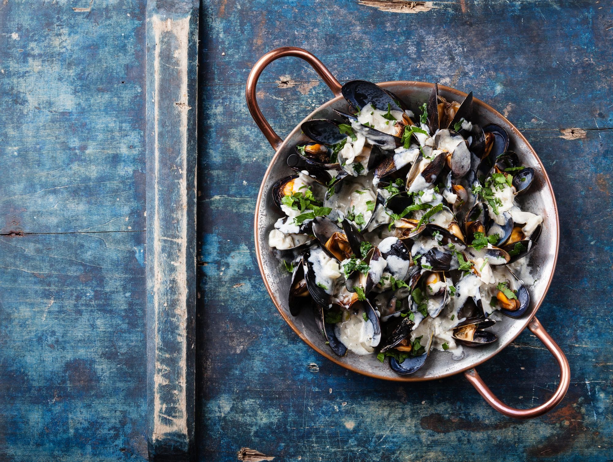 Sake and Coriander Mussels