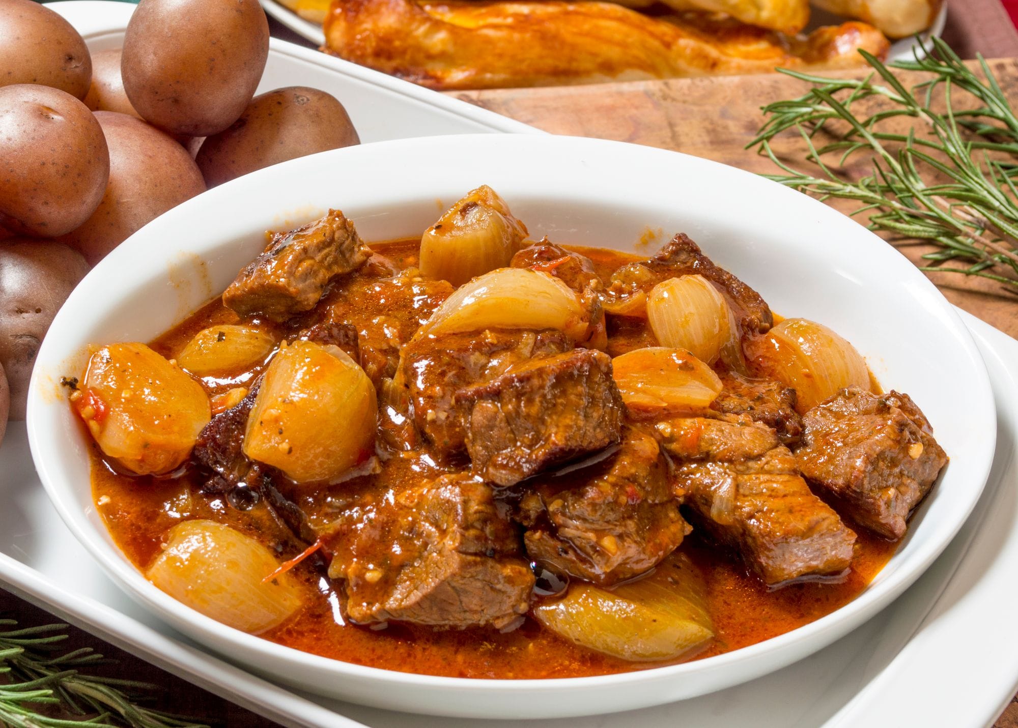 Italian Beef, Red Wine and Rosemary Hotpot