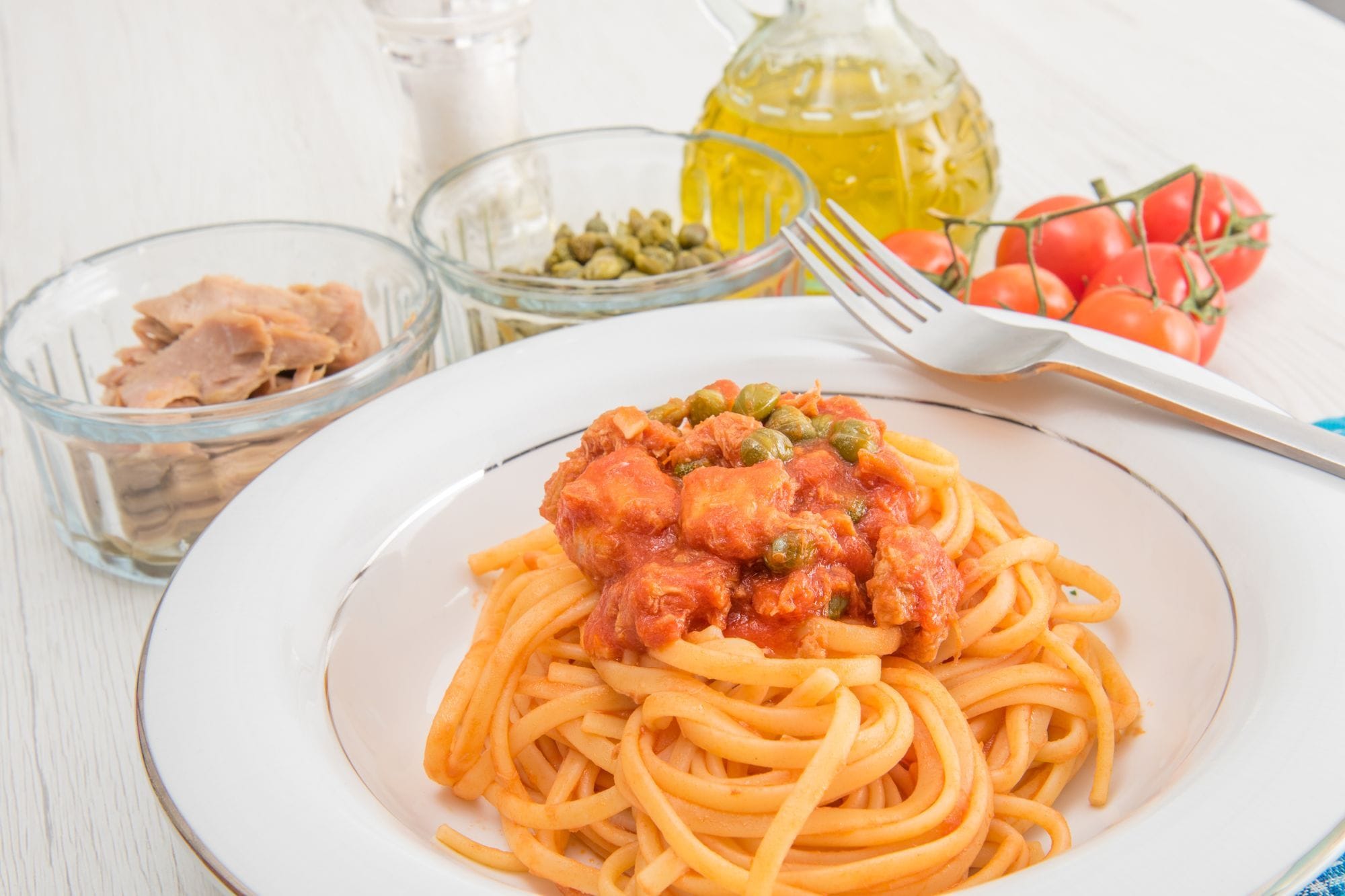 Spaghetti with Tuna, Chilli and Capers