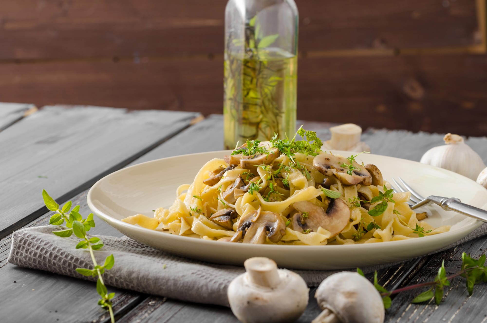 Spaghetti with Leeks and Mushrooms