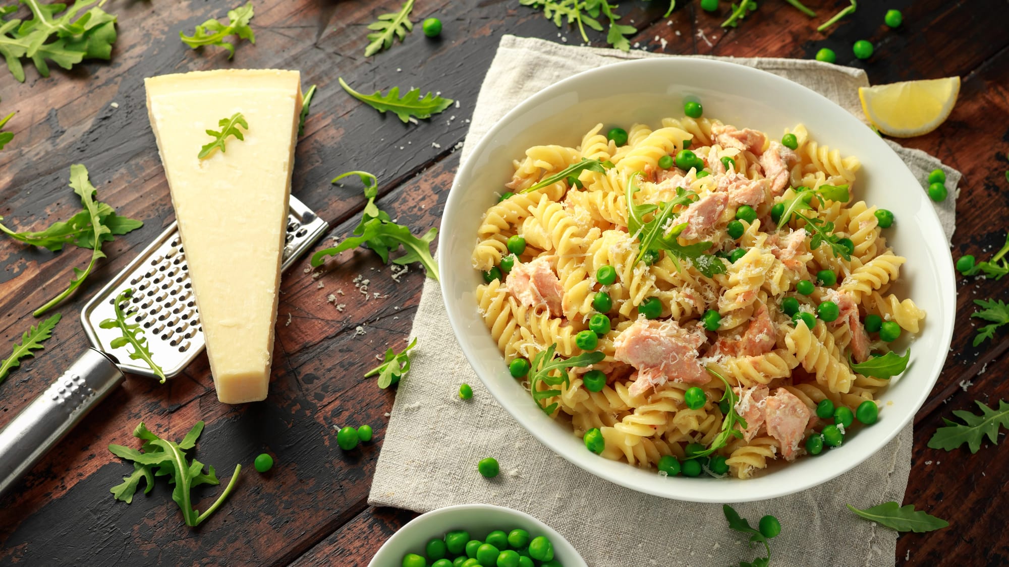 Asparagus, Tuna and Smashed Peas Pasta