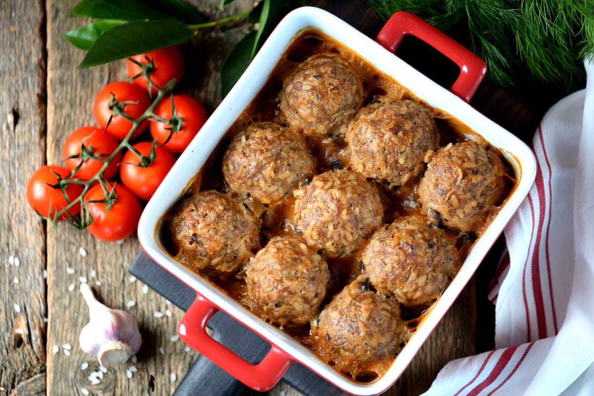 GreekStyle Meatball Traybake