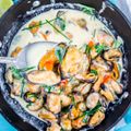 Creamy spiced mussels