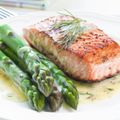 Fried Salmon with Tarragon Cream Sauce