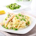 Spaghetti with Crab and Peas