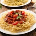 Spaghetti with Bacon and Paprika Sauce