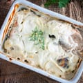 Creamy Salmon and Leek Traybake