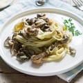 Sticky Mushroom Noodles